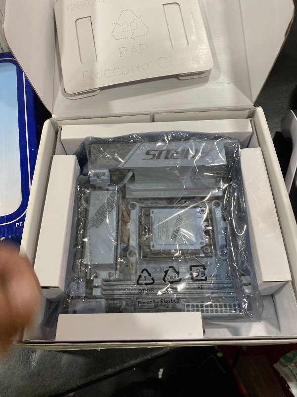 View 2 of GIGABYTE X870I AORUS PRO ICE AMD AM5 LGA 1718 Motherboard, Mini-ITX, DDR5, 2X M.2, PCIe 5.0, USB-C, WIFI7, 2.5GbE LAN, EZ-Latch, 5-Year Warranty