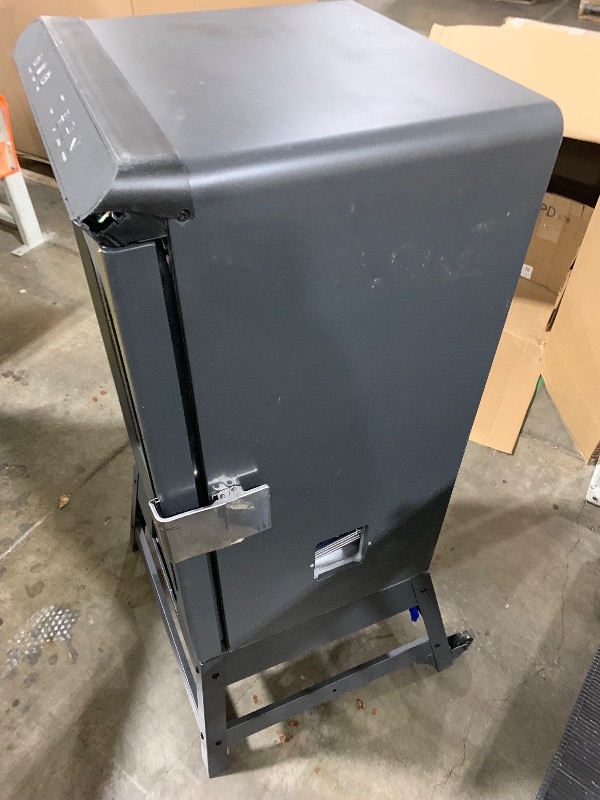 View 3 of  EAST OAK 30" Electric Smoker for Outdoors | Built-in Meat Probe Up to 6× Longer Smokes on a Single Load | Side Chip Loader for Smoking | Bigger Batches with 725 sq in Cooking Area, Mist Silver 