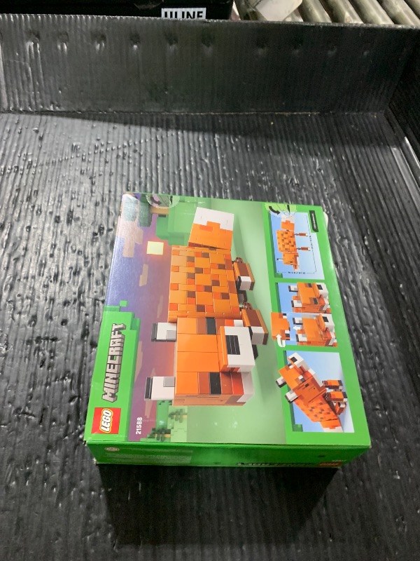 Photo 1 of LEGO Minecraft The Fox Building & Pretend Play Toy for Boys & Girls - Poseable Video Game Character for Kids, Ages 10+ - Room Decor for Gaming Fans - Gift Idea for Birthdays - 21588
