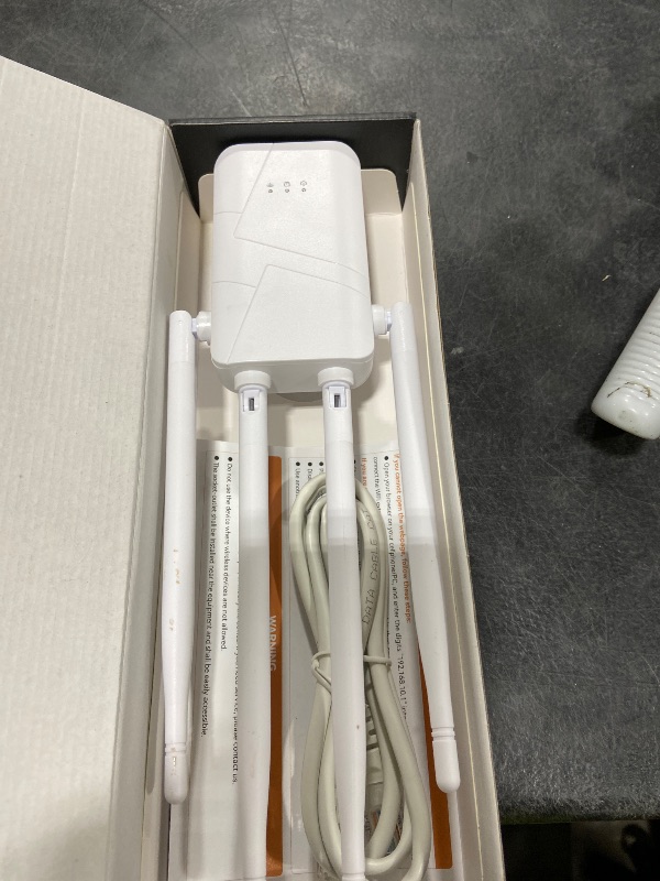 Photo 1 of Wireless Repeater
