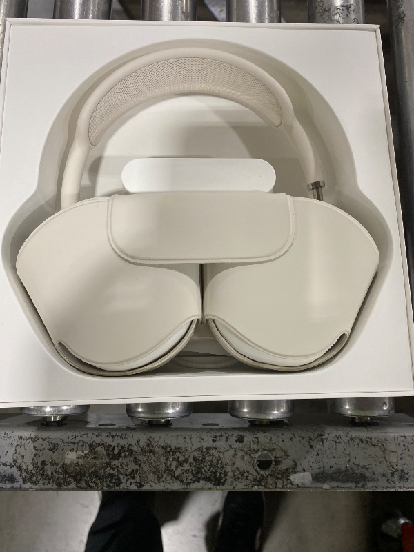 Photo 1 of Apple AirPods Max 2 Wireless Over-Ear Headphones, Active Noise Cancellation, Adaptive Audio, Personalized Spatial Audio, Live Translation, Bluetooth Headphones for iPhone – Starlight