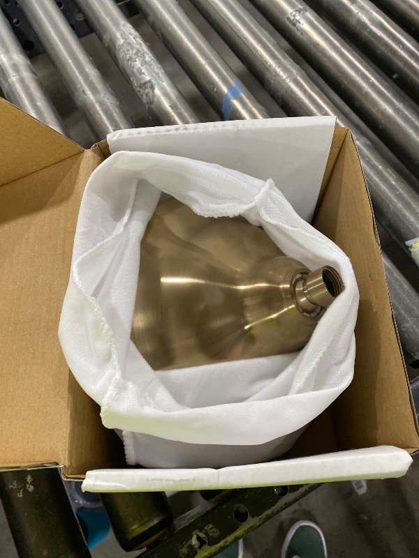 Photo 1 of Delta Faucet 3-Spray Touch-Clean Shower Head, Champagne Bronze 52680-CZ