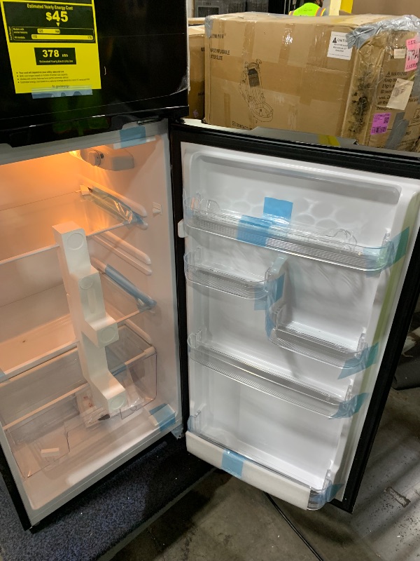 Photo 1 of ARCTIC CHEF ACFR741BLACKAMZ6COM Apartment Size-Top Freezer-2 Door Fridge-Adjustable Thermostat Control-Black-7.5 Cubic Feet
