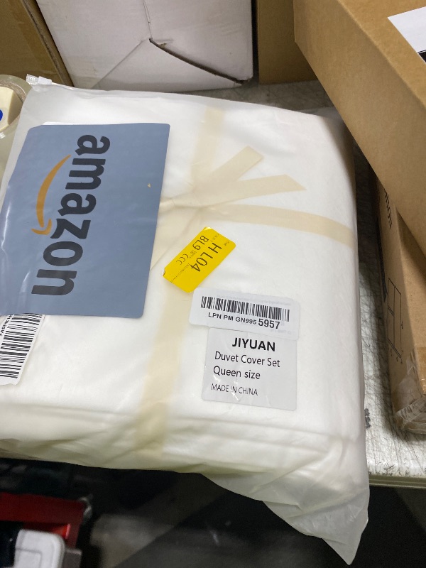 View 2 of JIYUAN Queen Size Duvet Cover Set, 3-Piece - 100% Washed Cotton, Linen-Like Soft & Breathable with Zipper Closure, Includes 90x90 Inch Cover & 2 Pillowcases, Solid Bright White