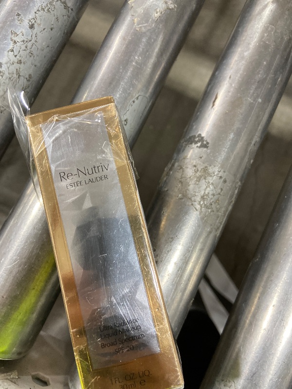 Photo 1 of Estée Lauder Re-Nutriv Ultra Radiance Liquid Foundation SPF 20 | Luxurious, Hydrating, Long-Wearing, 1 Fl Oz, 3N2 Wheat