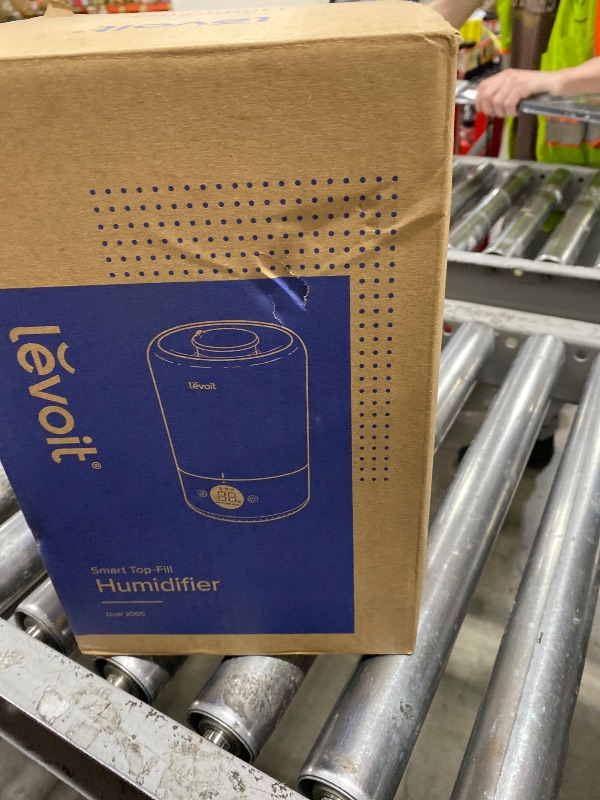 Photo 1 of LEVOIT SMART TOP FILL   HUMIDIFIER 
