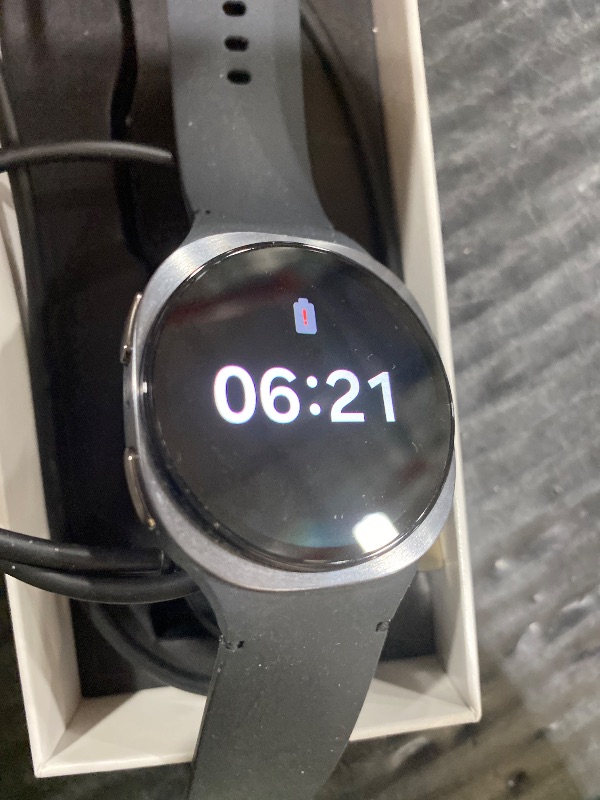 Photo 1 of ****LOCKED**** Samsung Galaxy Watch 8 (2025) 40mm Bluetooth Smartwatch, Cushion Design, Fitness Tracker, Sleep Coaching, Running Coach, Energy Score, Heart Rate Tracking, Graphite