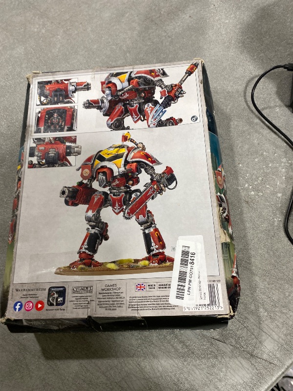 Photo 1 of Games Workshop - Warhammer 40k - Imperial Knights: Knight Destrier