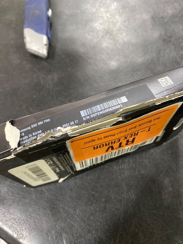 Photo 1 of Samsung 980 PRO 1TB PCIe 4.0 NVMe Internal SSD