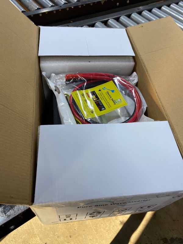 Photo 1 of LANDERPOW Pure Sine Wave Inverter 2000W