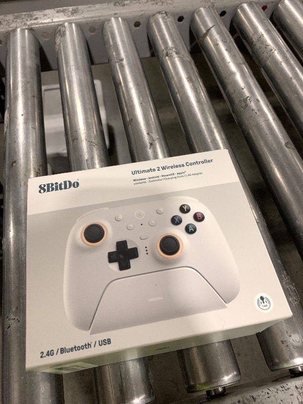 Photo 1 of 8Bitdo Ultimate 2 Wireless Gaming Controller with Charging Dock - White