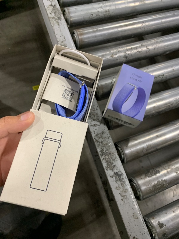 Photo 1 of Google Fitbit Air Performance Loop Band - One Size - Lavender