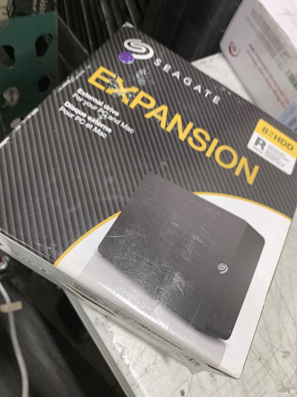 Photo 1 of Seagate STKP8000400 Drive 3.5E USB 3.0 External Hard Drive