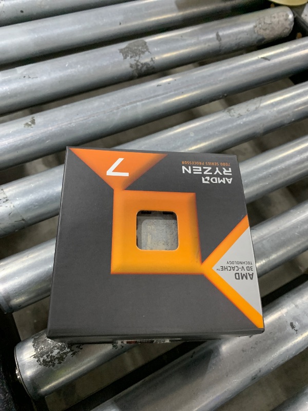 Photo 1 of AMD Ryzen 7 7800X3D 8-Core, 16-Thread Desktop Processor
