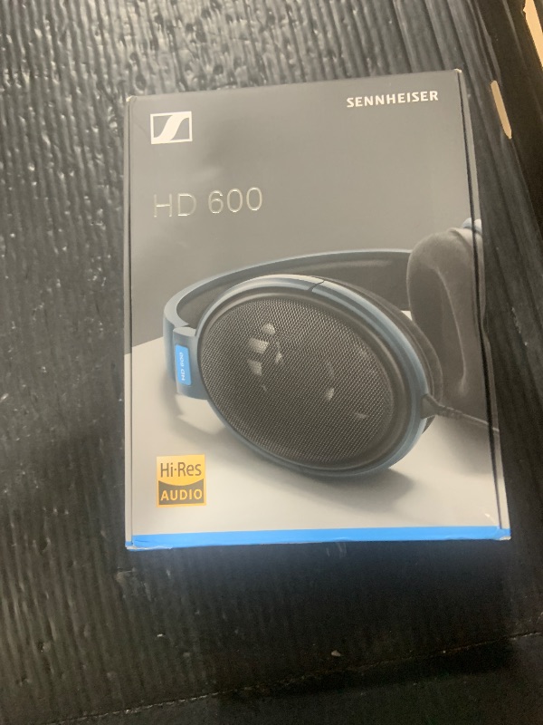 Photo 1 of Sennheiser HD 600 Over-Ear Headphones