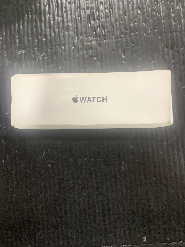 Photo 1 of Apple Watch SE (2nd Gen) GPS 40mm Smartwatch