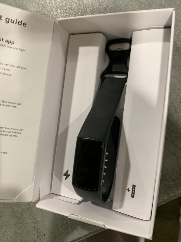 Photo 1 of Google Fitbit Charge 6 - Fitness Tracker