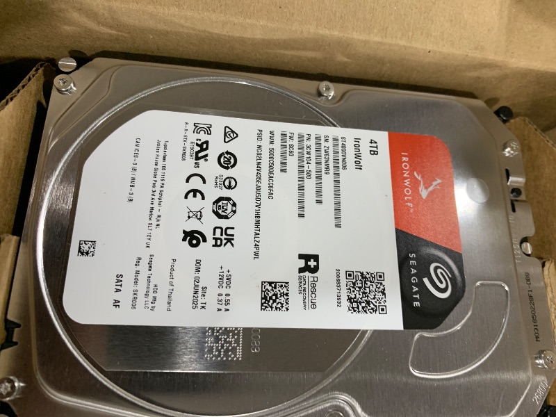 Photo 1 of Seagate IronWolf 4TB NAS Internal Hard Drive CMR 3.5 Inch SATA 6Gb/s 5400 RPM 64MB Cache for RAID Network Attached Storage Rescue Services (ST4000VNZ06/006)
