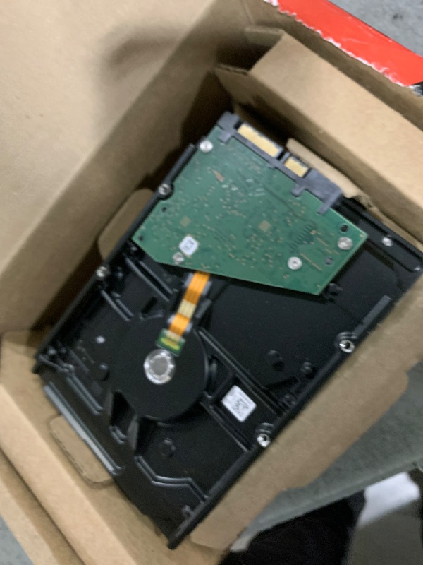 Photo 1 of Seagate IronWolf 4TB NAS Internal Hard Drive CMR 3.5 Inch SATA 6Gb/s 5400 RPM 64MB Cache for RAID Network Attached Storage Rescue Services (ST4000VNZ06/006)
