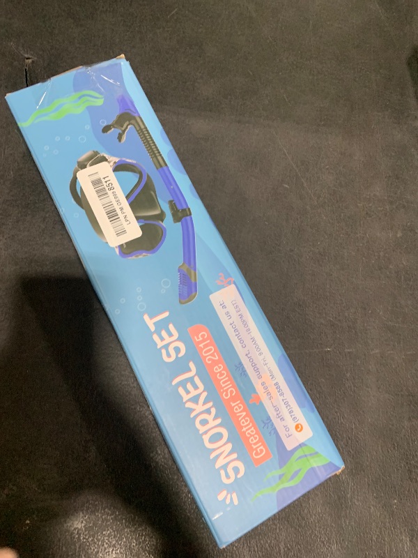 Photo 1 of Greatever Dry Snorkel Mask Set