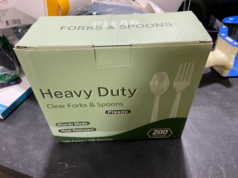 Photo 1 of VITEVER Disposable Plastic Forks (200 Count)