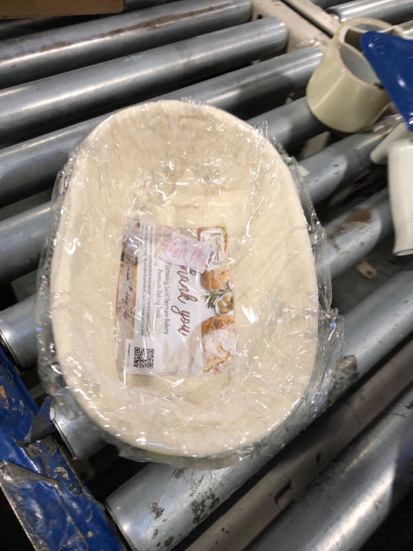 Photo 1 of "Saint Germain Bakery Premium Round Bread Banneton Basket with Liner - Perfect Brotform Proofing Basket for Making Beautiful Bread (10"" Oval (2x count))"