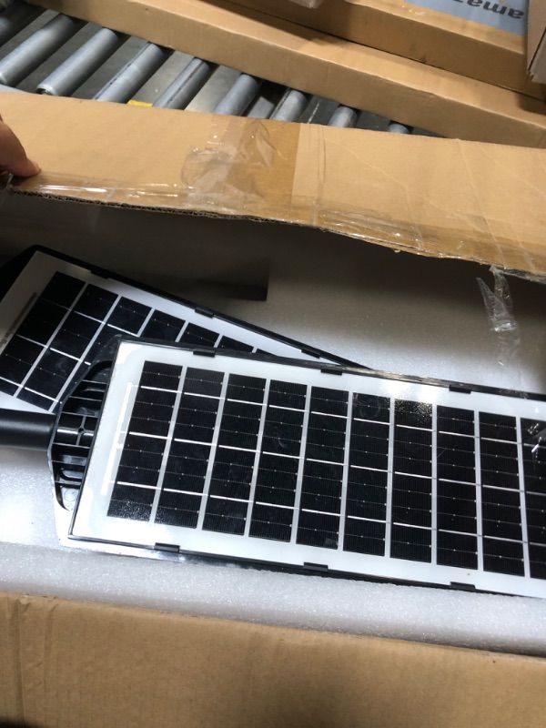 Photo 1 of !!FINAL SALE ***USE FOR PARTS!!!!Ofuray Of-9000W Solar Street Lights Outdoor, Commercial Dusk to Dawn Solar Security Flood Light with Remote Control Motion, IP67 Waterproof, 6500K for Parking Lots, Courts, Barns