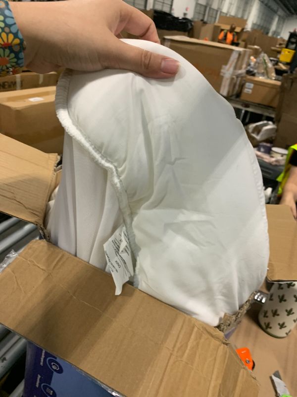 Photo 1 of ***VERY USED/ DIRTY*** 3 Inch Ultra-Fluffy Memory Foam Mattress Topper King for Back Pain, Extra Soft Pillow Top King Mattress Topper with 4X Support, Mattress Pad with Breathable Air Mesh Sides, 6-21'' Deep Pocket