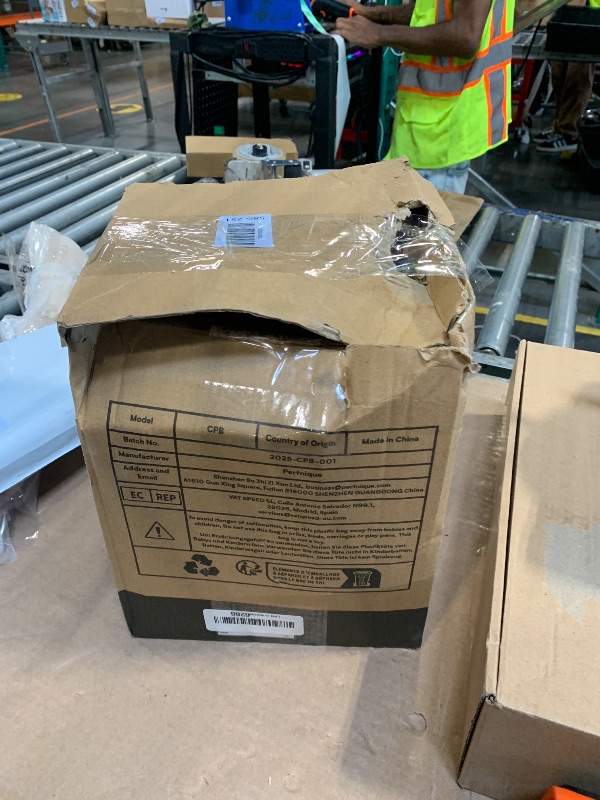 Photo 1 of **SOLD AS IS NO REFUND/RETURN** SEE COMMENTS!~
Perfnique Kitchen Compost Bin, 1.3 Gallon Countertop Compost Bin with Lid, Indoor Compost Bucket Includes Inner Bucket Liner and Carbon Filter, Small Compost Bin with Trash Bags (with Bags, Mint)