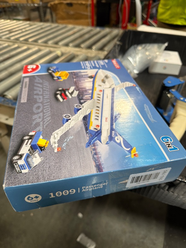 Photo 1 of **MISSING PARTS**
WINGIFT 510 Pcs City Passenger Airplane Building Set, 6 IN1 Plane Building Blocks Toys, STEM Aircraft Bricks with Shuttle Bus, Baggage Truck,Airplanes Model Toys Gifts for Adults Boys Girls Age 6-12+