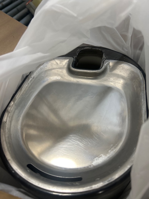 Photo 1 of ****USED****
Smartoo Wireless Cat Water Fountain Stainless Steel, 152oz/4.5L Cat Fountain Battery Operated, Cordless Pet Water Fountain for Cats & Dogs with Motion Sensor, Ultra Quiet Pump, Multi-Filtration
