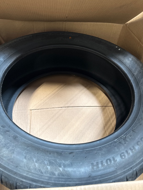 Photo 1 of ** UNCLEAN**Crugen HP71 235/55R19 101H