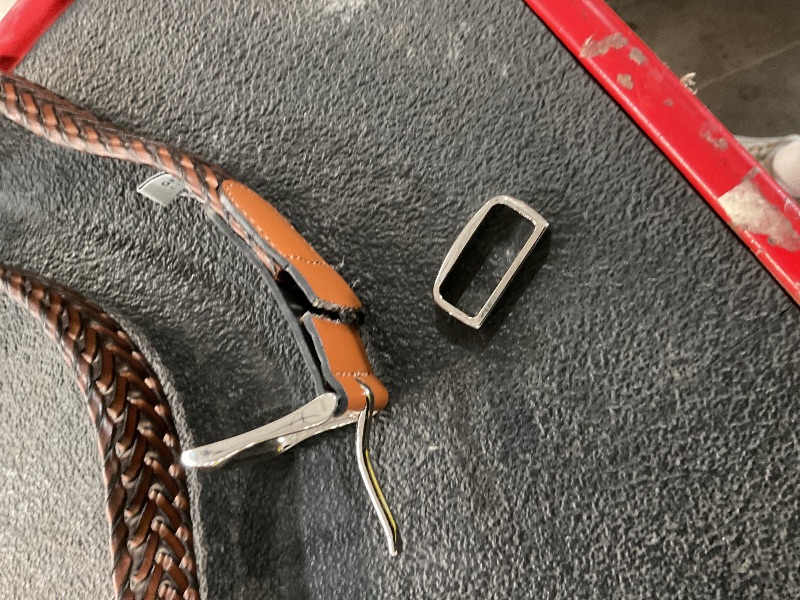 View 3 of *** BROKENAT FIRST CLASP, REPAIR NEEDED ***


Perry Ellis Men's Braided Leather Belt, Luggage, sz 36/90
