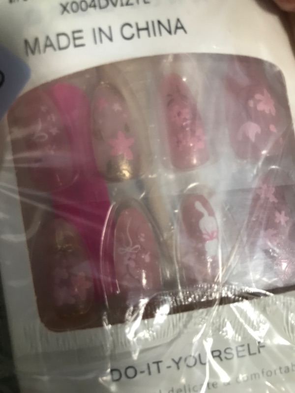 Photo 1 of Press On Nails