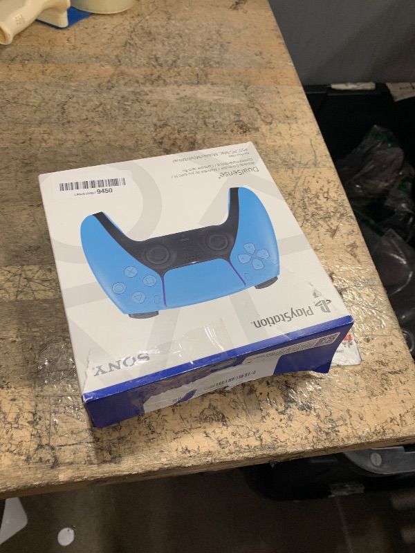 View 3 of ***FOR PARTS ONLY***DOES NOT WORK***

PlayStation DualSense™ Wireless Controller – black - For PS5, PC, MAC & Mobile