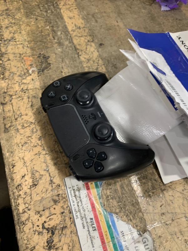 View 2 of ***FOR PARTS ONLY***DOES NOT WORK***

PlayStation DualSense™ Wireless Controller – black - For PS5, PC, MAC & Mobile