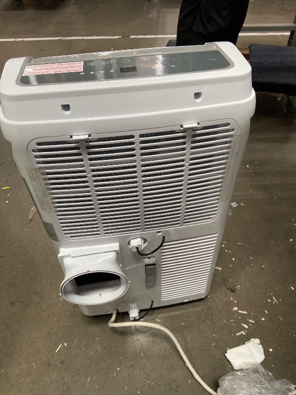 Photo 1 of **SEE PICTURES**BLACK+DECKER Portable Air Conditioner, 10,000 BTU, BPACT10WT, White