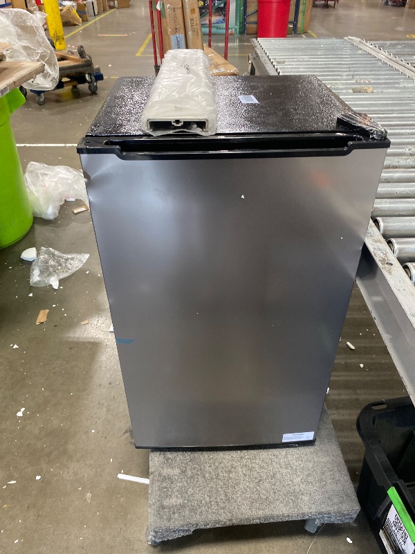 Photo 1 of **SEE PICTURES**Maine 3.6 Cu. Ft. Upright Freezer