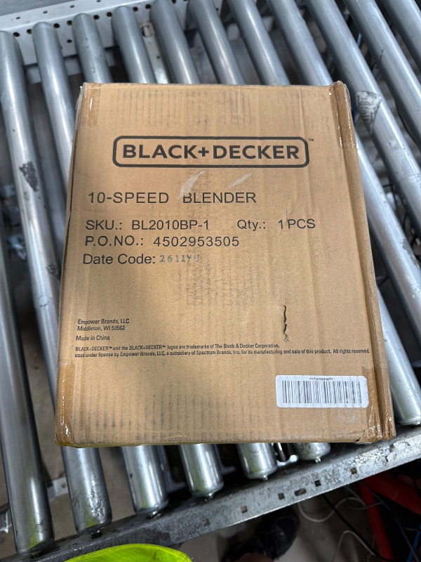 View 2 of **Parst Only** BLACK+DECKER Crush Master 550W Blender