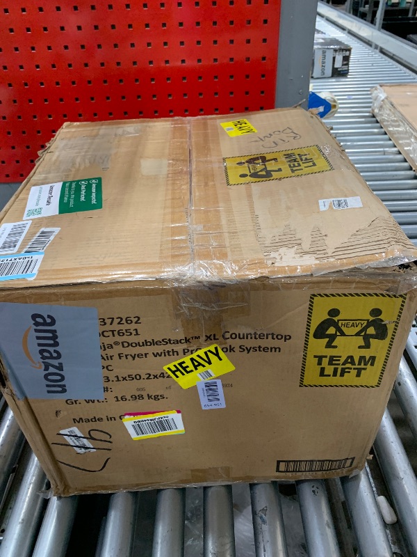 View 2 of *****NON FUNCTIONAL , PARTS ONLY *** Ninja Double Stack XL Convection Oven and Air Fryer