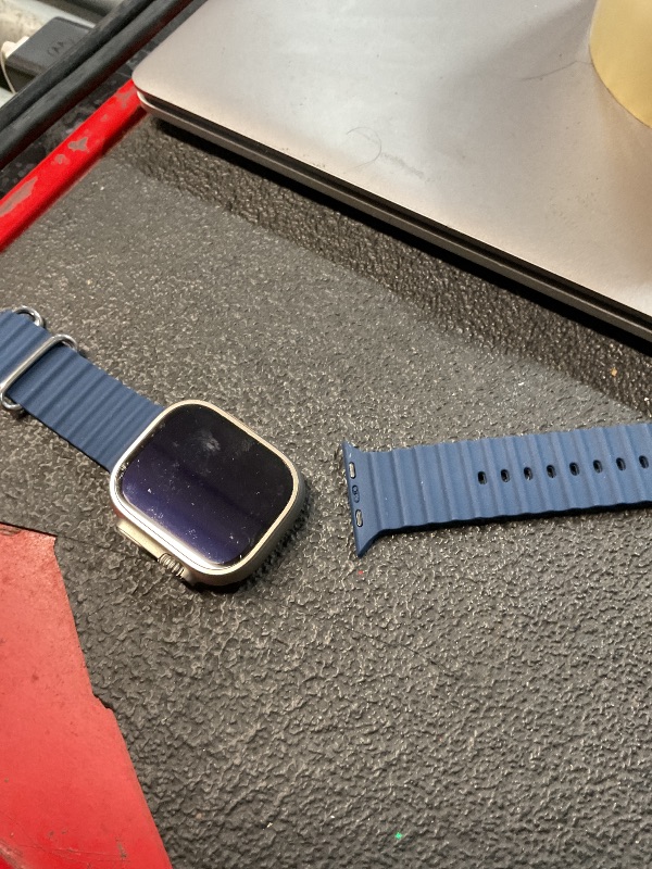 View 3 of ** PARTS ONLY CONNECTED TO PREVIOUS ACCOUNT NO CHARGER UNABLE TO TEST**
Apple Watch Ultra GPS + Cellular 49mm