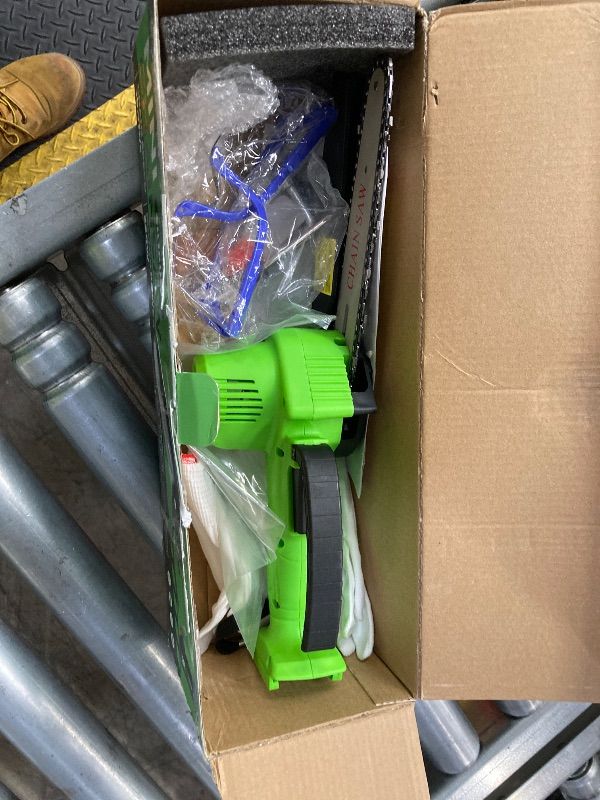 Photo 1 of ***NO BATTERY***Saker Mini Chainsaw Cordless,6 Inch Chainsaw, Mini Electric Chainsaw Cordless Battery Powered,One-Hand Portable Chain Saw for Tree Trimming, Pruning&Wood Cutting,Gifts for Men Husband***NO BATTERY***