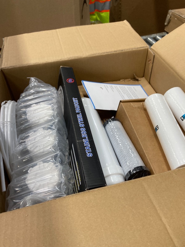 Photo 1 of ***It is used; it is unknown whether any parts are missing, and it is unknown whether it functions 100%.*****FS-TFC 5-Stage Reverse Osmosis Water Filtration System 100GPD Fast Flow Plus Extra 4 Filter for Free (FS-RO-100G-A)