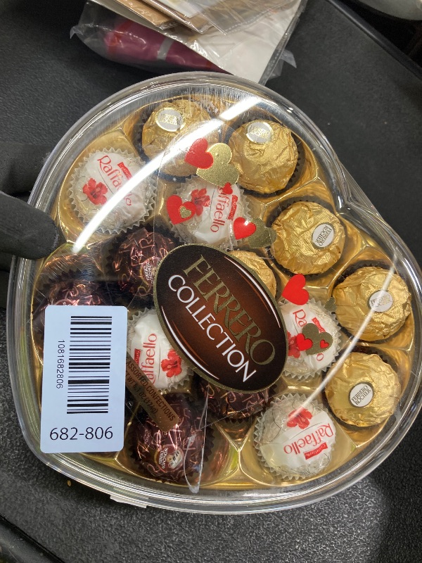 Photo 1 of *Case cracked* Ferrero Collection Valentine's Day Heart Gift Box, 16 Assorted Hazelnut, Dark Chocolate and Coconut Treats, 6.1 oz