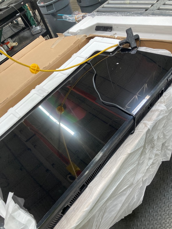 Photo 1 of *NO RETURNS/NO REFUNDS* *SELLING AS INS/PARTS ONLY* Samsung 43-Inch Class Crystal UHD U8000H Series Samsung Vision AI Smart TV (2026 Model, 43U8000H) Crystal Processor 4K, Endless Free Content, Motion Xcelerator, Color Booster, Alexa Built-in