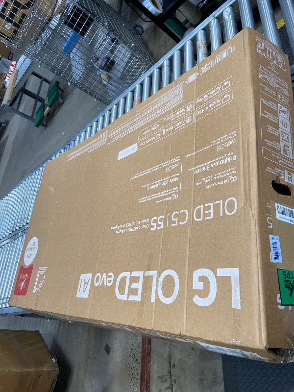Photo 1 of ******No return ,no refound/ broken*******.LG 55-Inch Class OLED evo AI 4K C5 Series Smart TV w/Dolby Atmos, Dolby Vision, HDR10, AI Super Upscaling 4K, Filmmaker Mode, Wow Orchestra, Alexa Built-in (OLED55C5PUA, 2025)