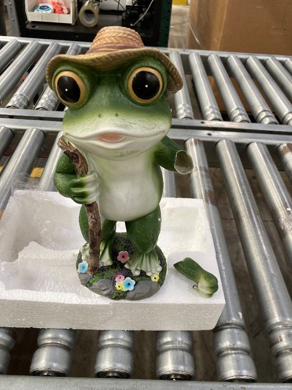 Photo 1 of ***BROKEN ARM*** Solar Frog Garden Decor with Lantern Outdoor Statue for Patio Pathway Frog Figurine for Yard Decoration Lawn Ornament Gardening Gifts for Women Mom Grandma***BROKEN ARM***