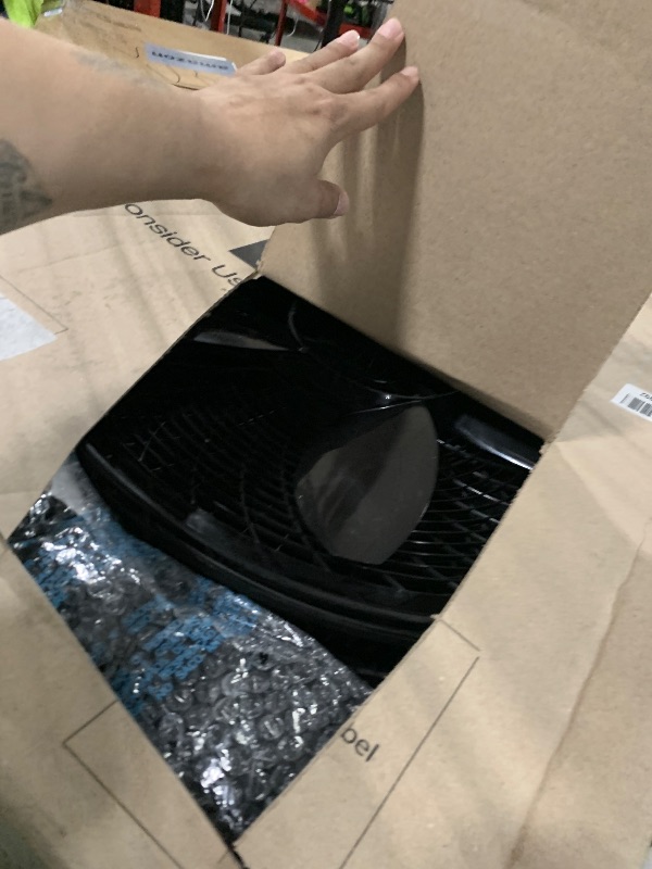 Photo 1 of !!!!!USE FOR PARTS!!!FINAL SALE!!
Lasko Oscillating Cyclone Pedestal Fan, Adjustable Height, Timer, Remote Control, 3 Speeds, for Bedroom, Living Room, Home Office, 18", Black, 1843