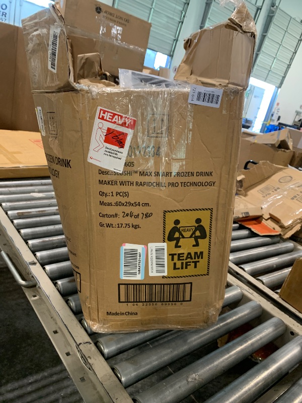 Photo 1 of ***FINAL SALE/NO RETURN, SOLD AS PARTS ONLY***
Ninja SLUSHi Max XXL Smart Frozen Drink Maker, Top Performance and Smart Technology, Party Size 150 Ounces 
Capacity, No Ice Needed, 6 Programs, Ideal Temp and Texture up to 12 Hours, Peach, FS605