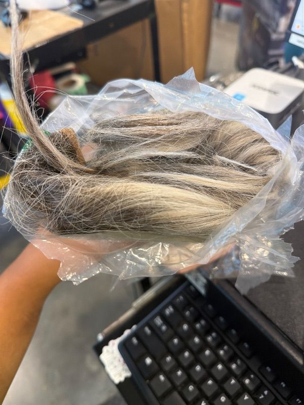 Photo 1 of [USED] SAPPHIREWIGS Highlight Platinum Blonde Lace Front Wig Long Straight Glueless Ombre Brown Mixed Blonde 13x6 Synthetic Lace Front Wigs for Women 150% Density 26 Inches